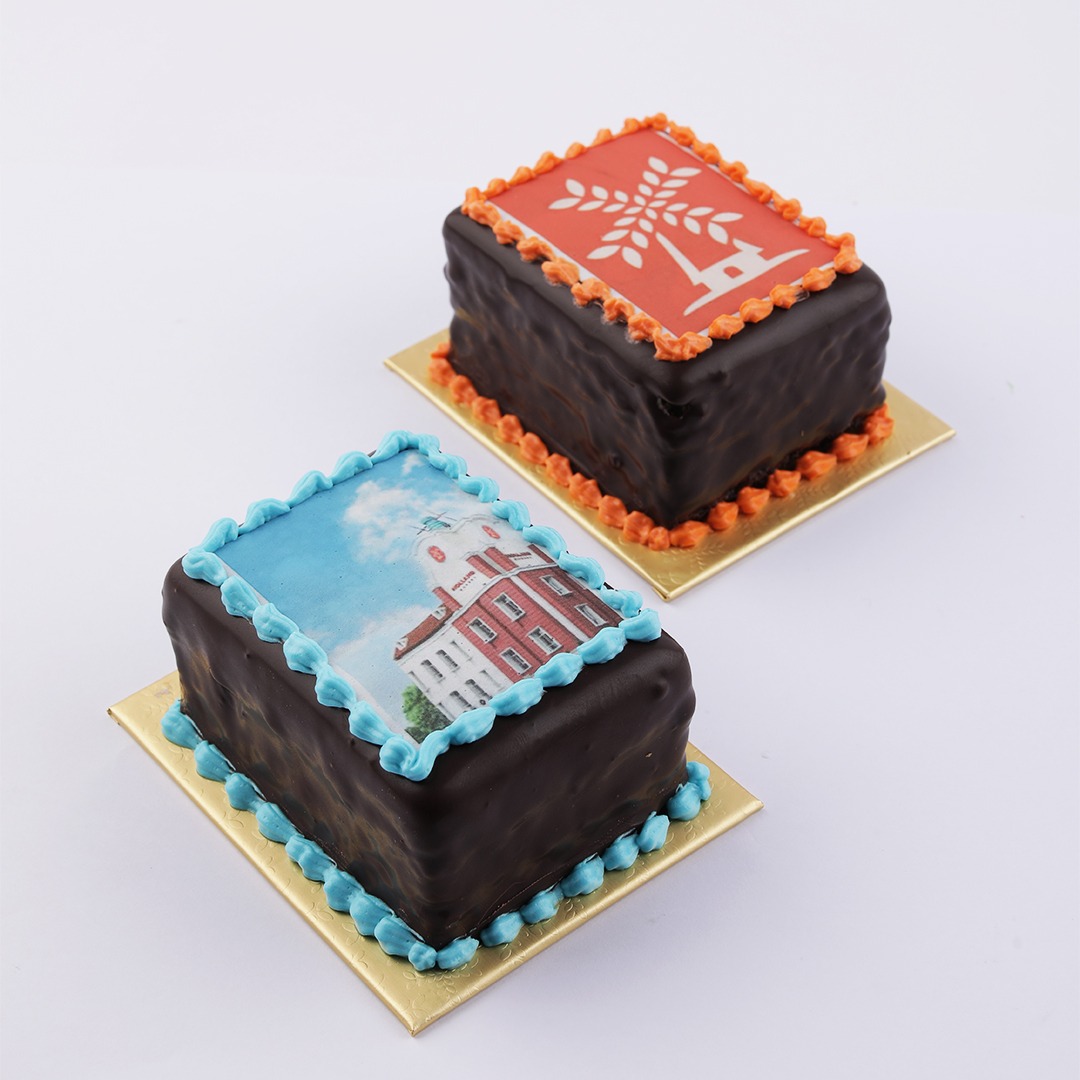 img-responsive Card image cap